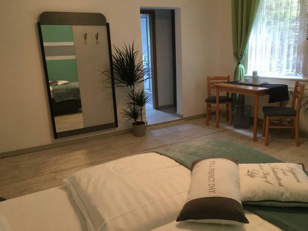 Hopfengrund Hotel Arnstadt Bagian luar foto